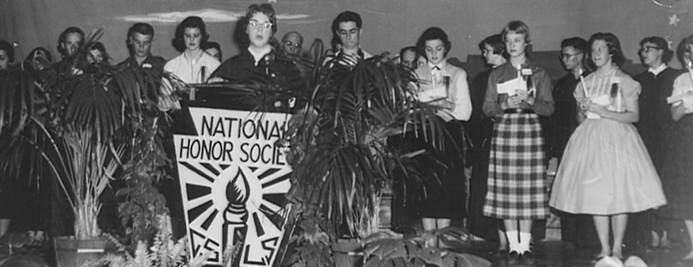 Lejeune Alumni Home of the Devil Pups